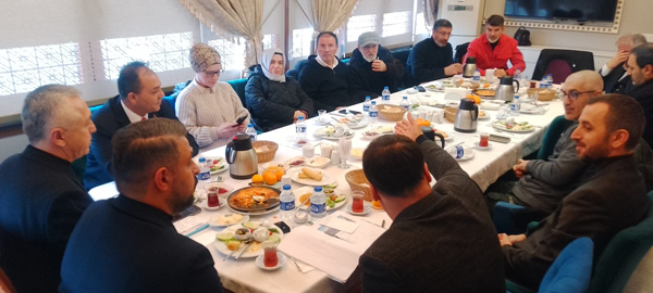 EMRULLAH ERKUŞ GAZETECİLERİ MİSAFİR ETTİ