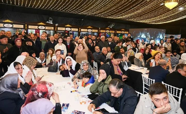 MALATYALILAR 44 ÇEŞİTLİK SAHUR SOFRASIYLA FARK YARATTI